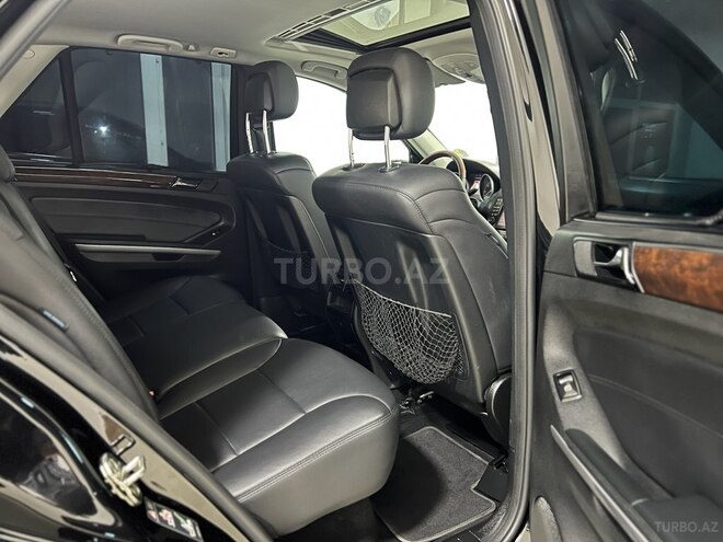 Mercedes ML 350 4MATIC 2011, 323,000 km - 3.5 l - Xırdalan