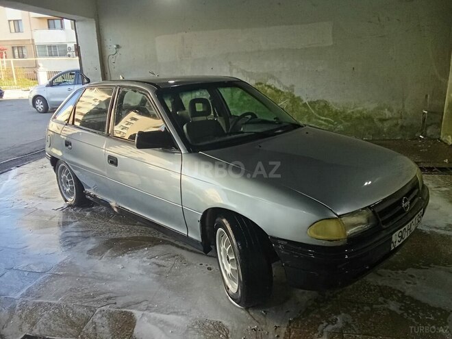 Opel Astra 1994, 123,456 km - 1.6 l - Sumqayıt