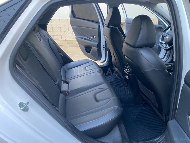 Hyundai Elantra 2024, 21,000 km - 1.6 л - Bakı