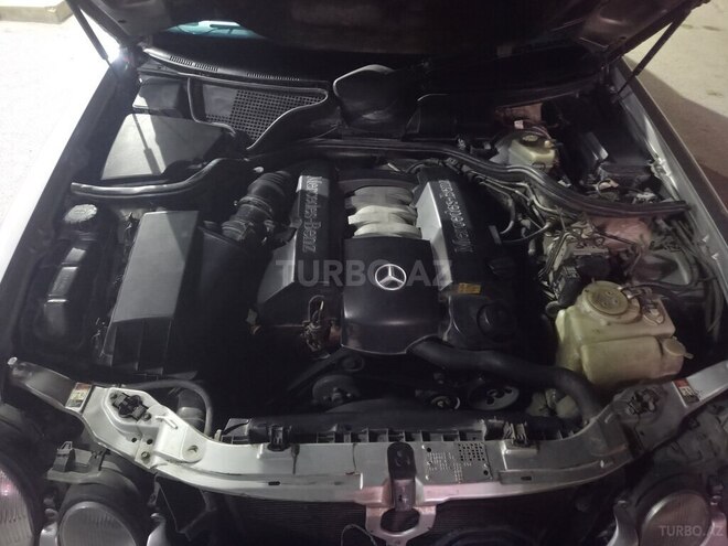 Mercedes E 240 2000, 454,000 km - 2.4 l - Bakı