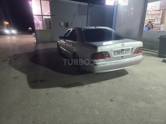 Mercedes E 240 2000, 454,000 km - 2.4 l - Bakı