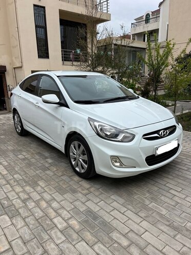 Hyundai Accent 2011, 172,000 km - 1.6 l - Bakı