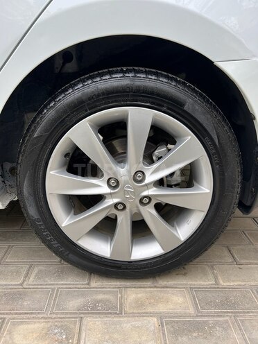 Hyundai Accent 2011, 172,000 km - 1.6 l - Bakı