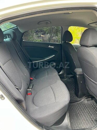 Hyundai Accent 2011, 172,000 km - 1.6 l - Bakı