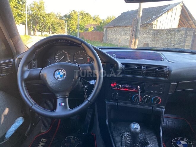 BMW 520 1992, 400,000 km - 2.0 l - Bakı