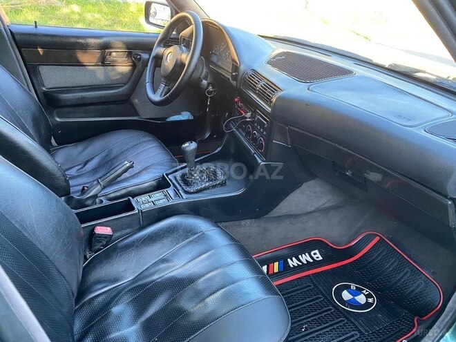 BMW 520 1992, 400,000 km - 2.0 l - Bakı