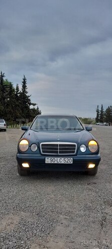 Mercedes E 220 d 1999, 468,000 km - 2.2 l - Saatlı
