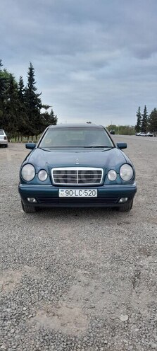 Mercedes E 220 d 1999, 468,000 km - 2.2 l - Saatlı