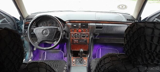 Mercedes E 220 d 1999, 468,000 km - 2.2 l - Saatlı