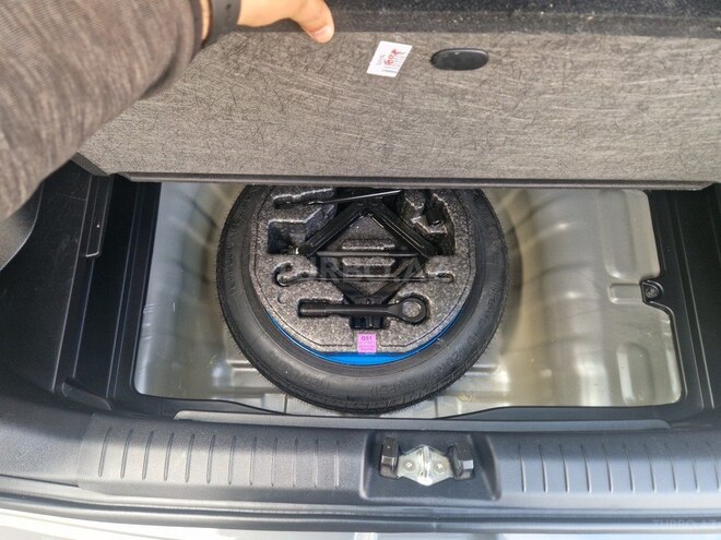 Hyundai Venue 2020, 42,384 km - 1.6 л - Bakı