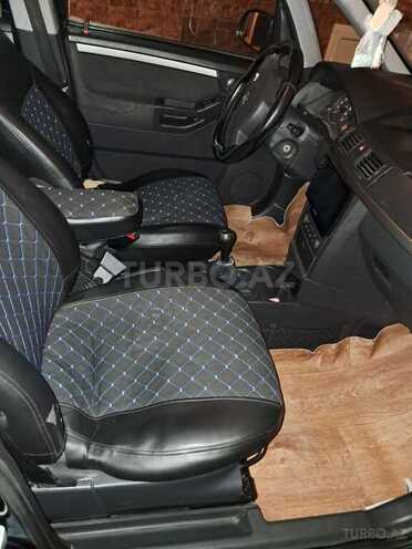 Opel Meriva 2006, 223,181 km - 1.3 л - Salyan