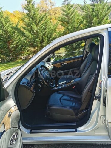 Mercedes E 220 d 2008, 250,000 km - 2.2 л - Oğuz