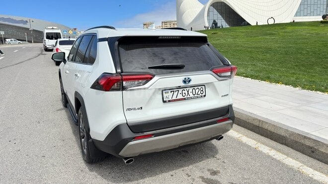 Toyota RAV4 2023, 22,700 km - 2.5 l - Bakı