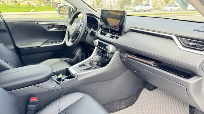 Toyota RAV4 2023, 22,700 km - 2.5 l - Bakı