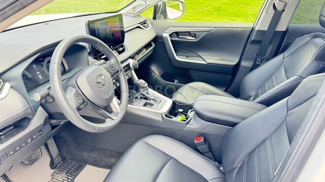 Toyota RAV4 2023, 22,700 km - 2.5 l - Bakı