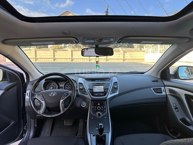 Hyundai Elantra 2015, 73,000 km - 1.8 l - Bakı