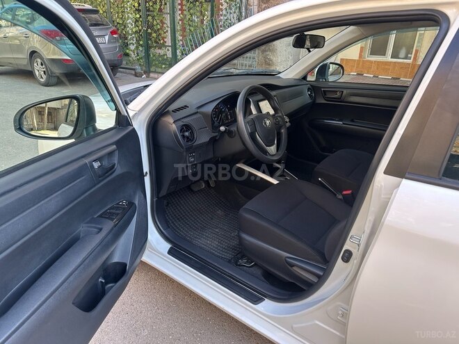 Toyota Corolla Fielder 2017, 137,000 km - 1.5 л - Bakı