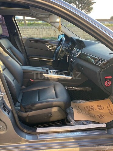 Mercedes E 250 2012, 147,300 km - 1.8 l - Sumqayıt