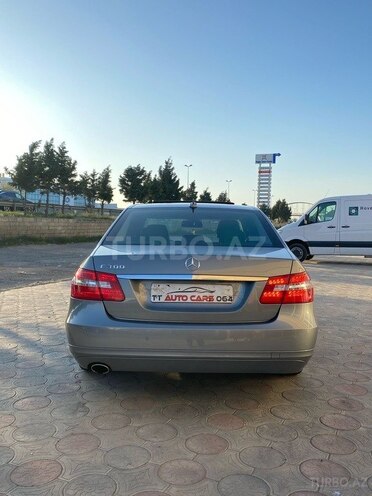 Mercedes E 250 2012, 147,300 km - 1.8 l - Sumqayıt