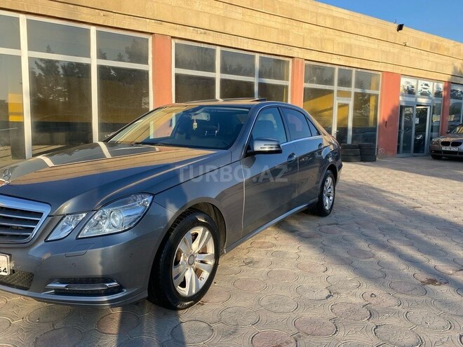 Mercedes E 250 2012, 147,300 km - 1.8 l - Sumqayıt