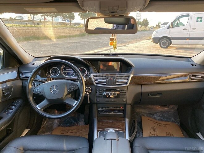 Mercedes E 250 2012, 147,300 km - 1.8 l - Sumqayıt