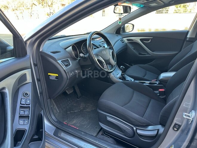 Hyundai Elantra 2015, 73,000 km - 1.8 l - Bakı