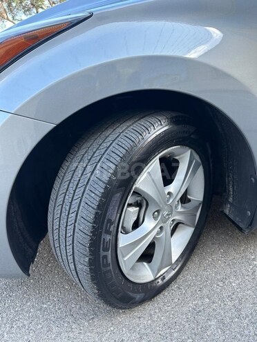 Hyundai Elantra 2015, 73,000 km - 1.8 l - Bakı