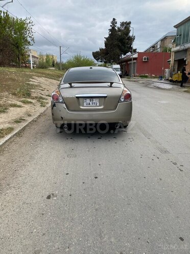 Nissan Altima 2007, 350,000 km - 2.5 l - Şirvan