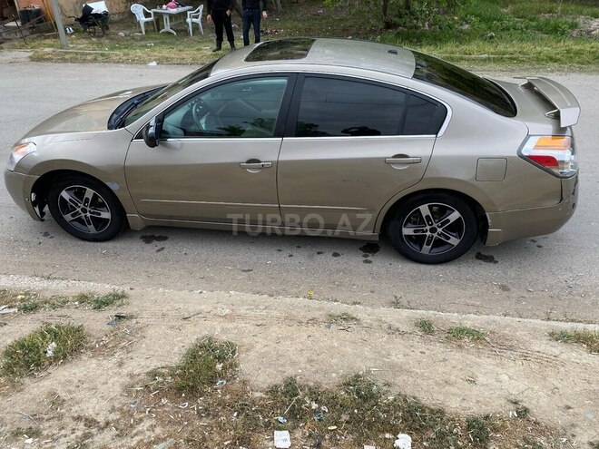Nissan Altima 2007, 350,000 km - 2.5 l - Şirvan