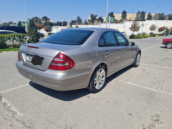 Mercedes E 220 d 2002, 412,600 km - 2.2 l - Bakı