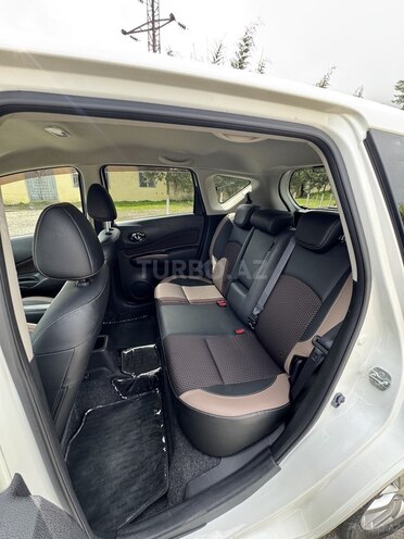 Nissan Note-9