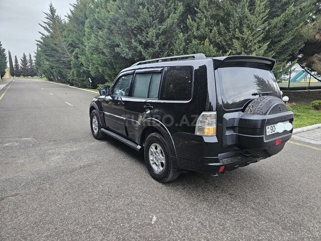 Mitsubishi Pajero 2007, 290,000 km - 3.0 l - Bakı