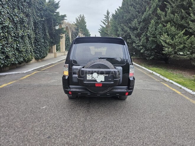 Mitsubishi Pajero 2007, 290,000 km - 3.0 l - Bakı