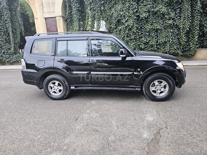 Mitsubishi Pajero 2007, 290,000 km - 3.0 l - Bakı