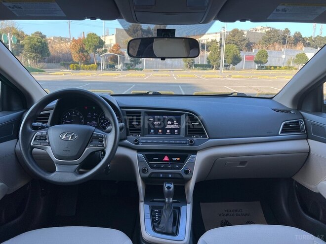 Hyundai Elantra 2016, 90,000 km - 2.0 l - Bakı