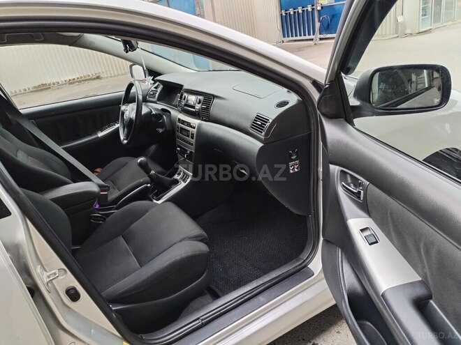 Toyota Corolla 2005, 223,600 km - 1.4 l - Sumqayıt