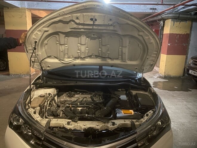 Toyota Corolla 2014, 200,174 km - 1.6 l - Bakı