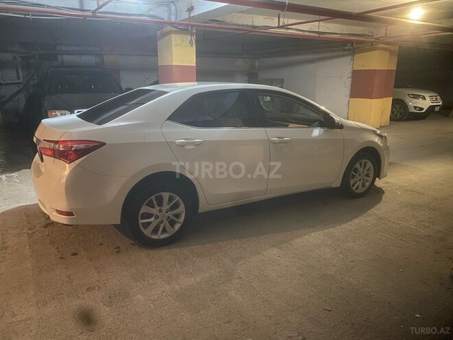 Toyota Corolla 2014, 200,174 km - 1.6 l - Bakı