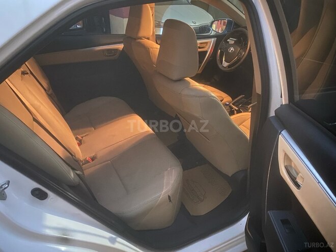 Toyota Corolla 2014, 200,174 km - 1.6 l - Bakı