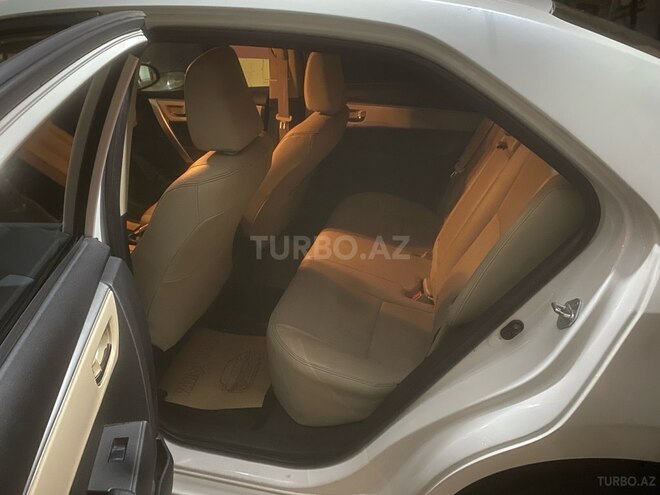 Toyota Corolla 2014, 200,174 km - 1.6 l - Bakı