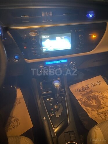 Toyota Corolla 2014, 200,174 km - 1.6 l - Bakı