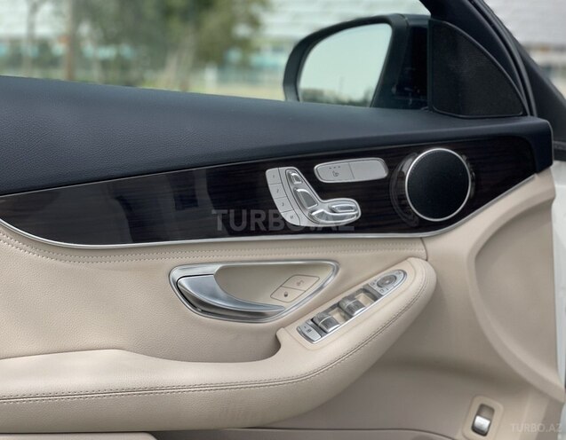 Mercedes C 300 2016, 147,000 km - 2.0 л - Bakı