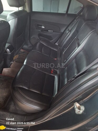 Chevrolet Cruze 2012, 262,329 km - 1.4 л - Salyan