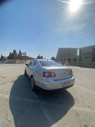 Volkswagen Passat 2006, 190,000 km - 2.0 л - Bakı