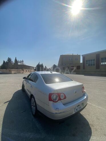 Volkswagen Passat 2006, 190,000 km - 2.0 л - Bakı