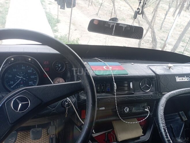 Mercedes 208 D 1994, 900,000 km - 2.9 l - Naxçıvan