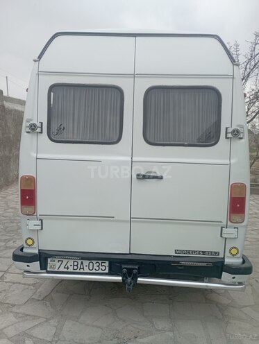 Mercedes 208 D 1994, 900,000 km - 2.9 l - Naxçıvan