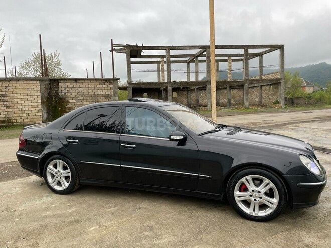 Mercedes E 270 2004, 425,000 km - 2.7 l - Astara