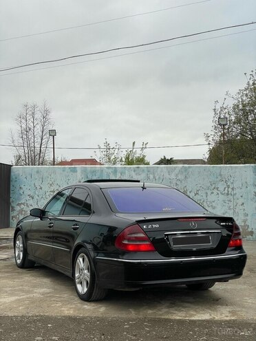 Mercedes E 270 2004, 425,000 km - 2.7 l - Astara