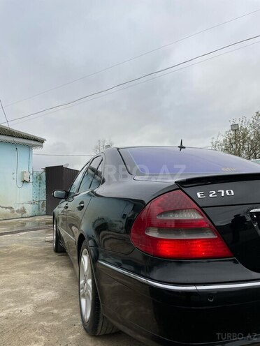 Mercedes E 270 2004, 425,000 km - 2.7 l - Astara